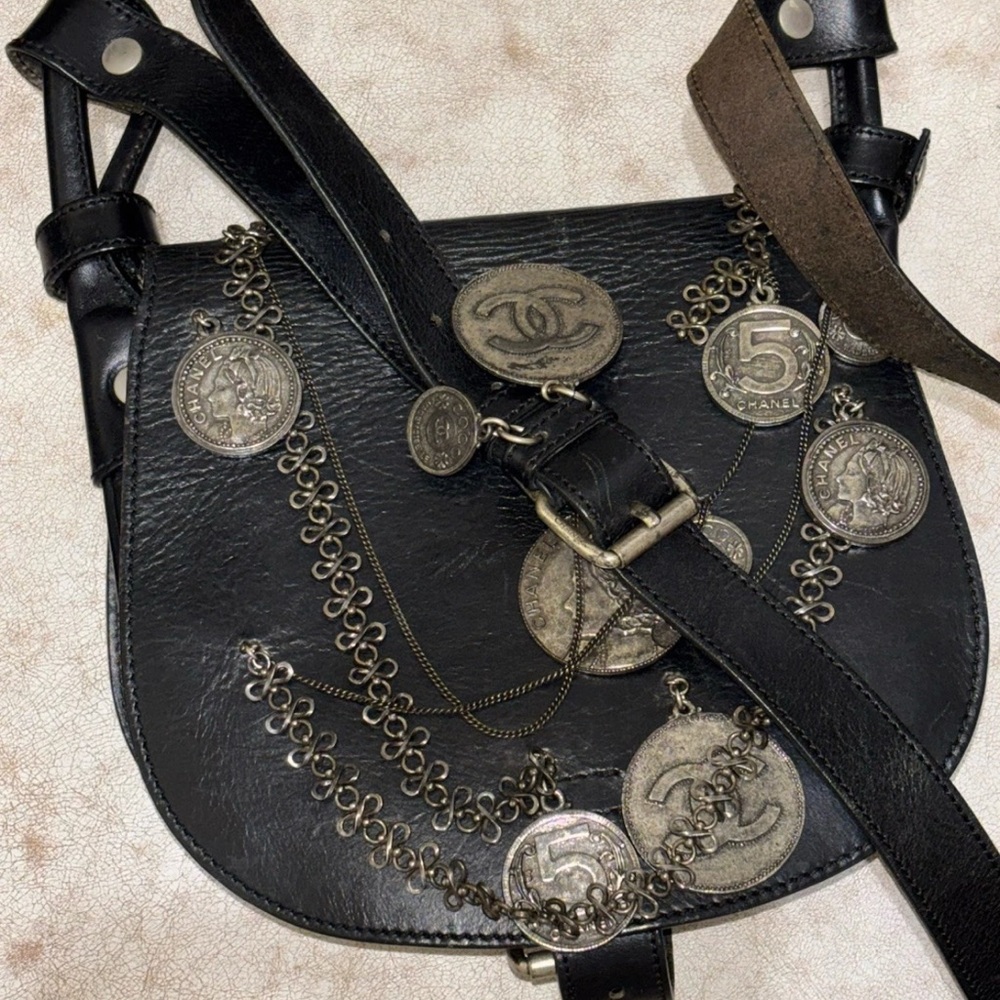 CHANEL COLLECTOR LEATHER SADDLE BAG